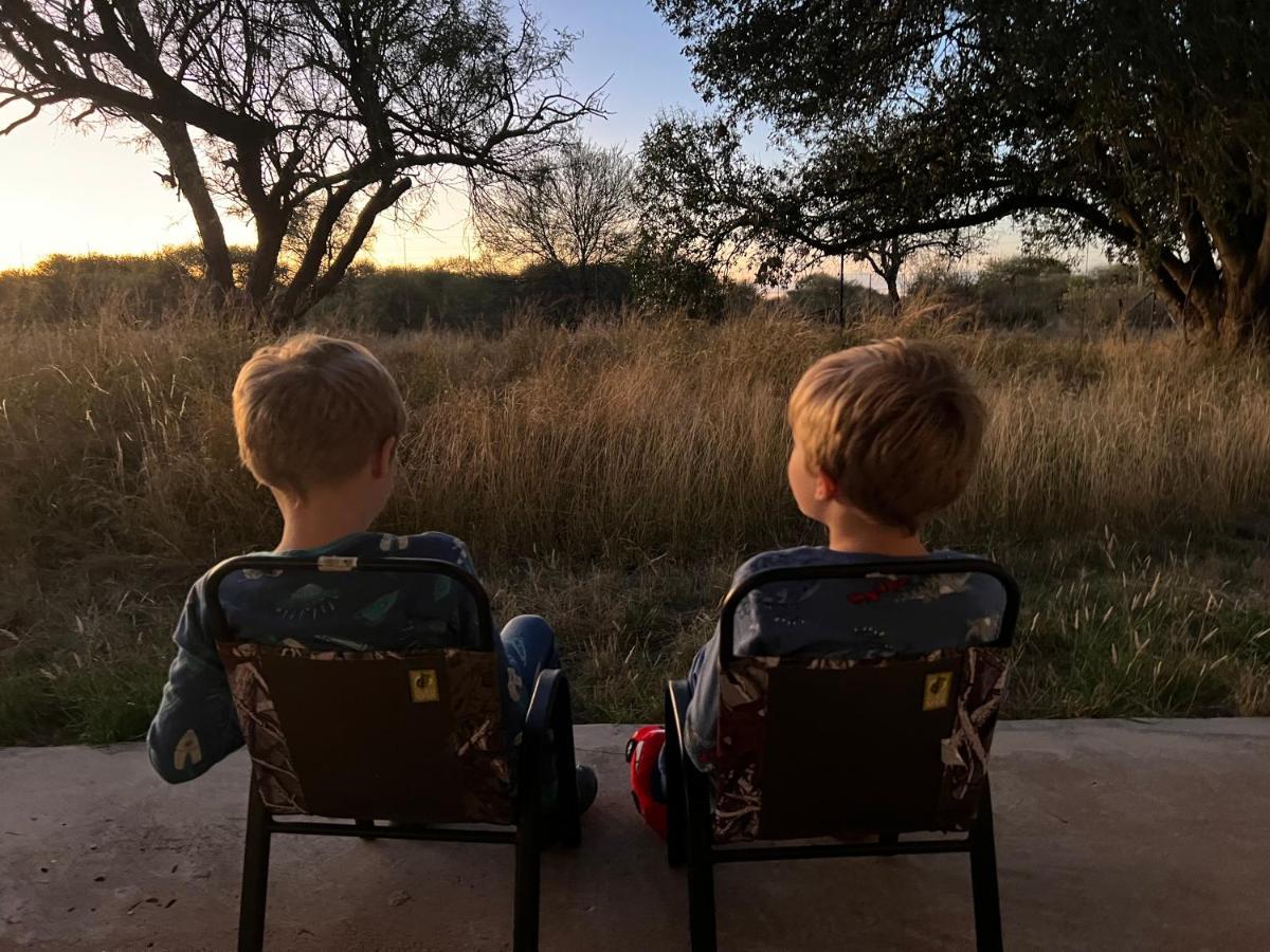 Simba Safaris African Pride Exotic Lodge Lephalale Esterno foto