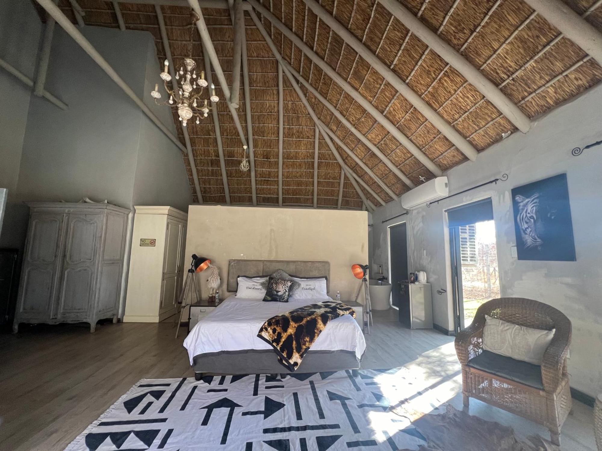 Simba Safaris African Pride Exotic Lodge Lephalale Esterno foto