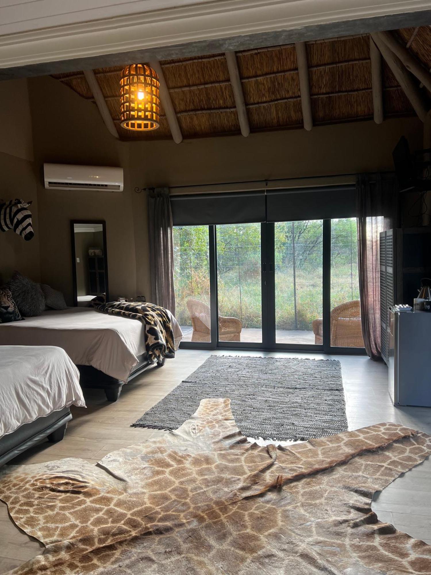 Simba Safaris African Pride Exotic Lodge Lephalale Esterno foto