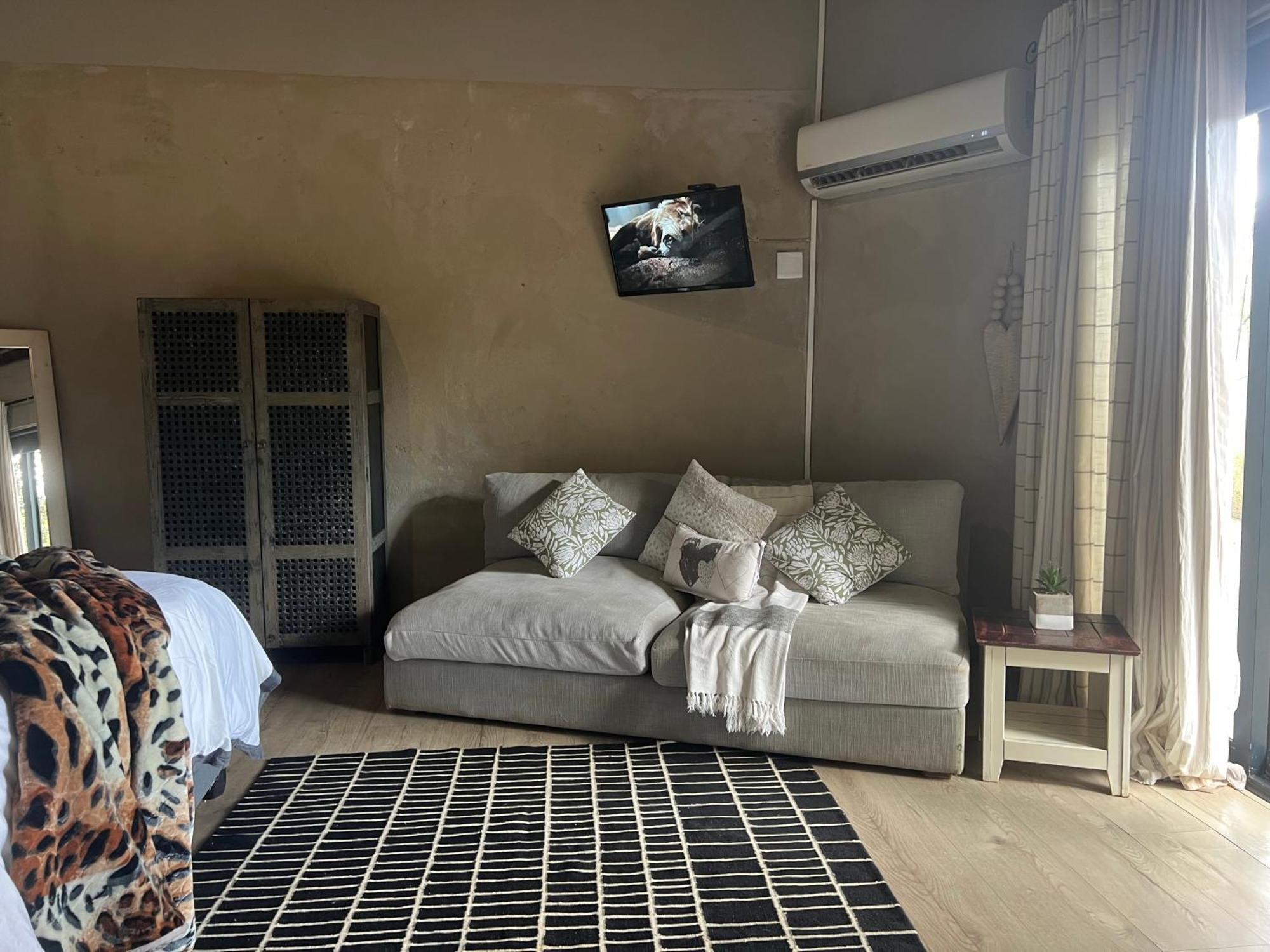 Simba Safaris African Pride Exotic Lodge Lephalale Esterno foto